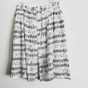 Black and White Pleated Skirt